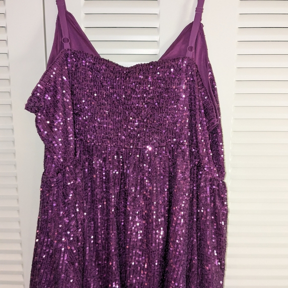 Torrid Purple Sequin V-Neck Tank - Picture 6 of 6